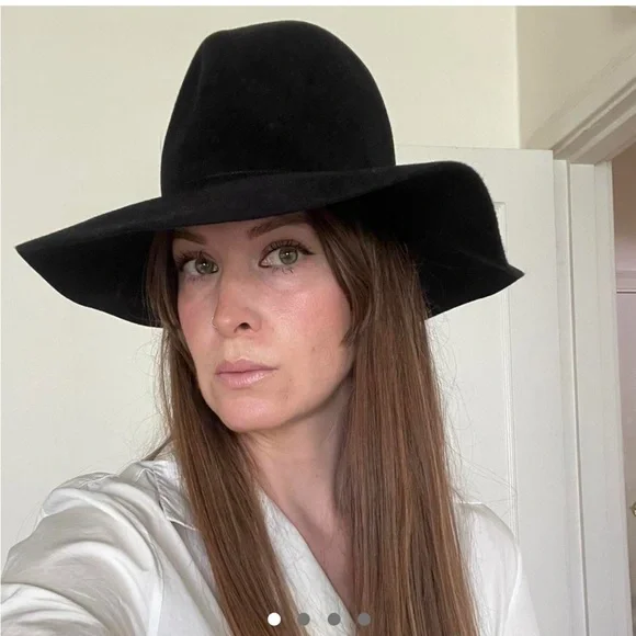 Clyde Black Hat